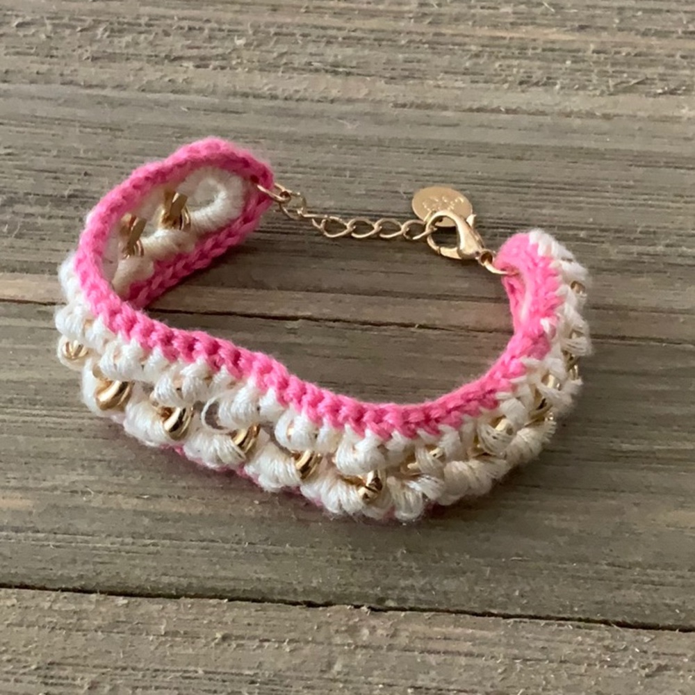 ▪️Plunder Pink White & Gold Knit Bracelet - Picture 1 of 3